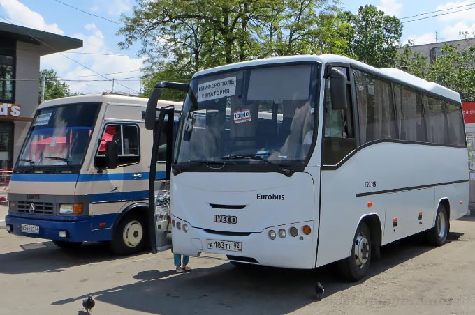 Автобус в Крыму